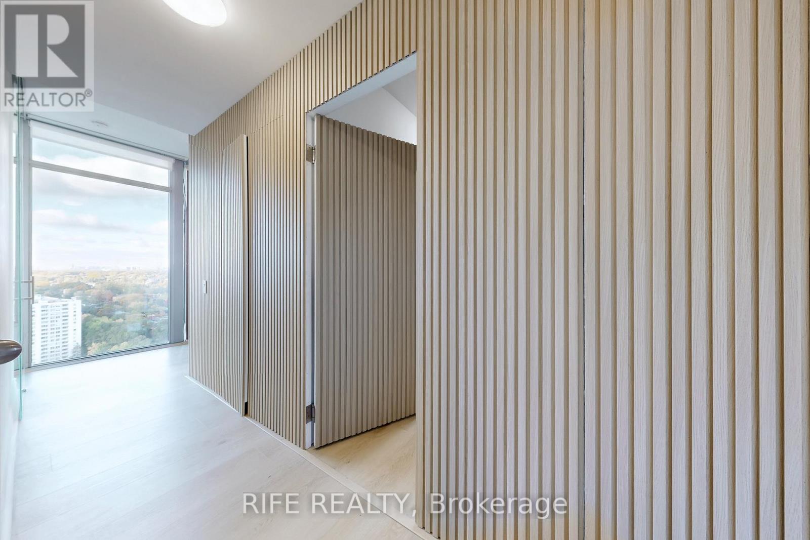 2512 - 103 The Queensway Avenue, Toronto, Ontario  M6S 5B3 - Photo 13 - W12500604