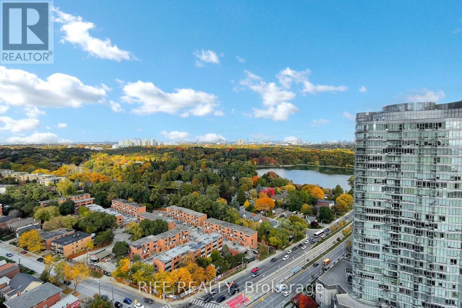 2512 - 103 The Queensway Avenue, Toronto, Ontario  M6S 5B3 - Photo 2 - W12500604