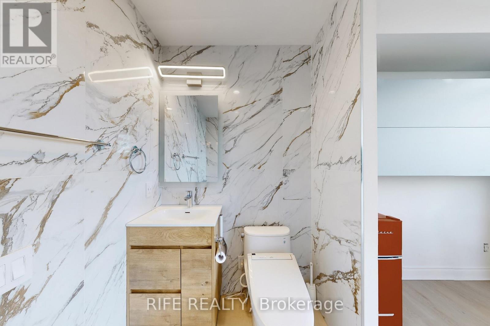 2512 - 103 The Queensway Avenue, Toronto, Ontario  M6S 5B3 - Photo 21 - W12500604