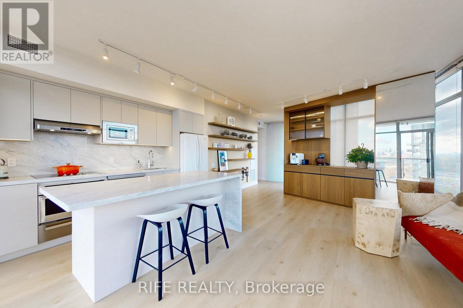 2512 - 103 The Queensway Avenue, Toronto, Ontario  M6S 5B3 - Photo 8 - W12500604