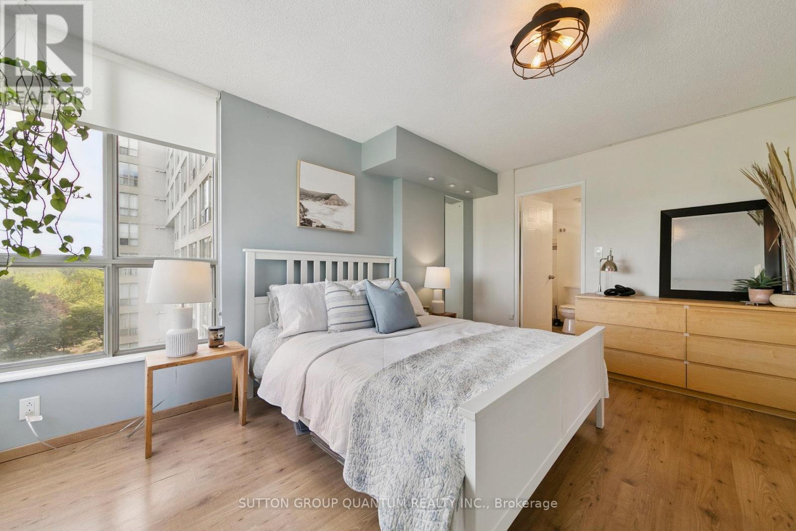 611 - 1110 Walden Circle, Mississauga, Ontario  L5J 4R3 - Photo 17 - W12500608