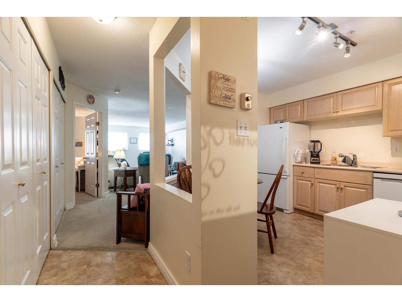 123 12101 80 Avenue, Surrey, British Columbia V3W 5V6 - Photo 7 - R3043554