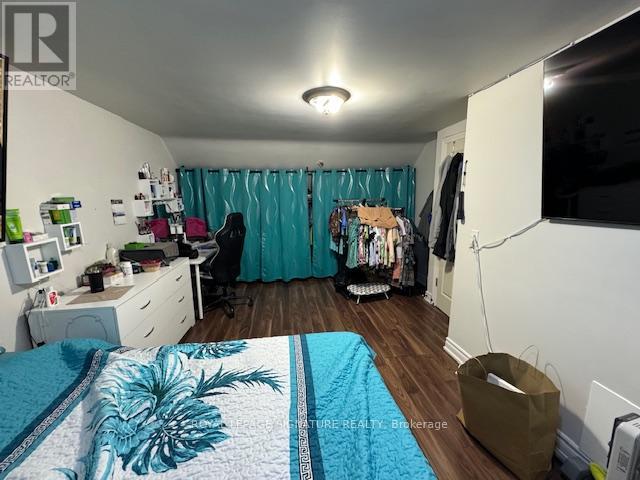 26 Trueman Street, Brampton, Ontario L6W 3B3 - Photo 12 - W12494028