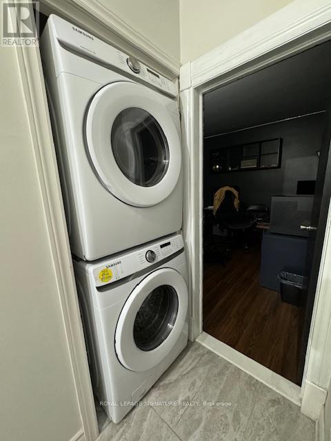 26 Trueman Street, Brampton, Ontario L6W 3B3 - Photo 17 - W12494028