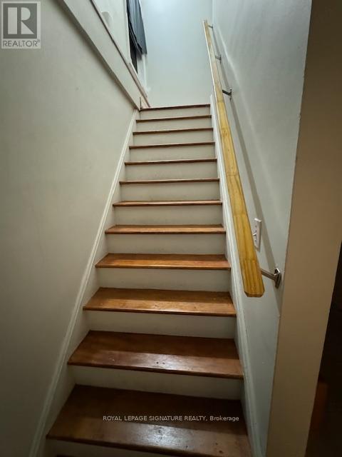 26 Trueman Street, Brampton, Ontario L6W 3B3 - Photo 9 - W12494028