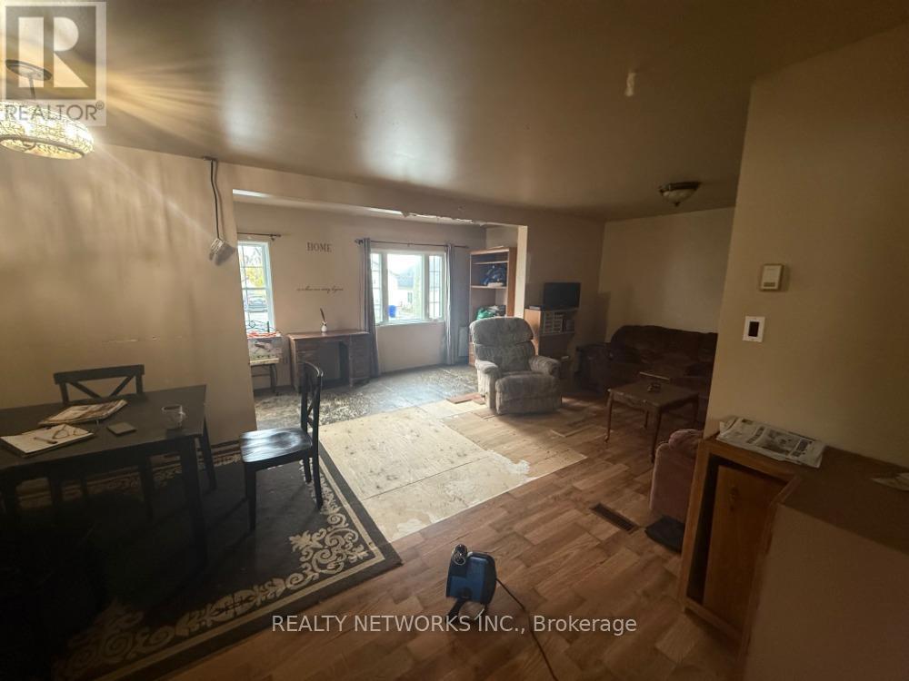 118 Wende Avenue, Timmins, Ontario P4N 3E4 - Photo 4 - T12500680