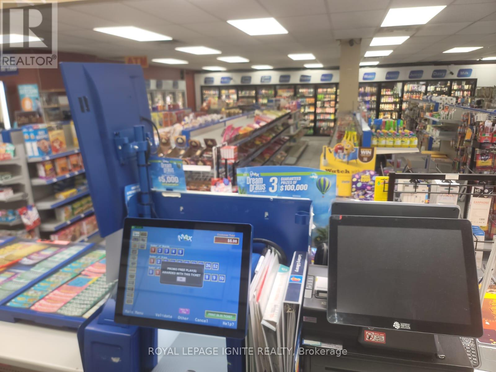 347 Erb Street W, Waterloo, Ontario  N2L 1W4 - Photo 13 - X12500618