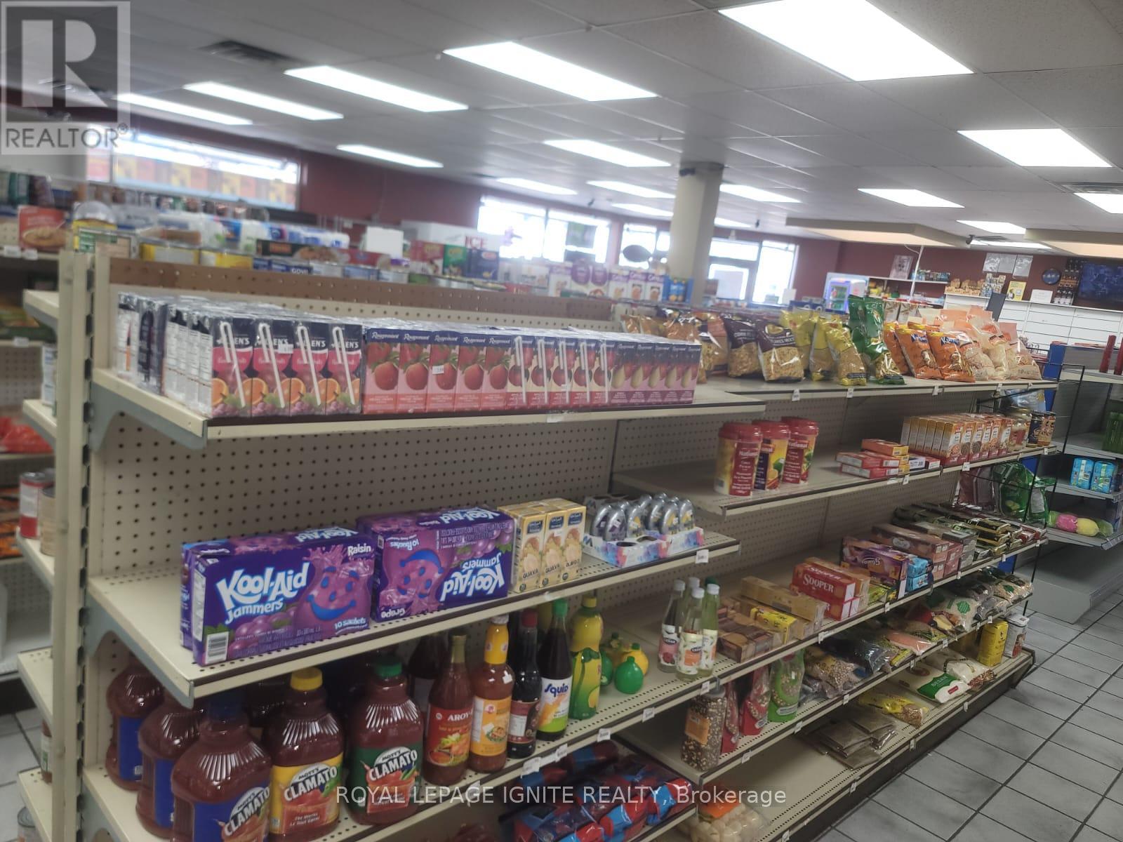 347 Erb Street W, Waterloo, Ontario  N2L 1W4 - Photo 4 - X12500618