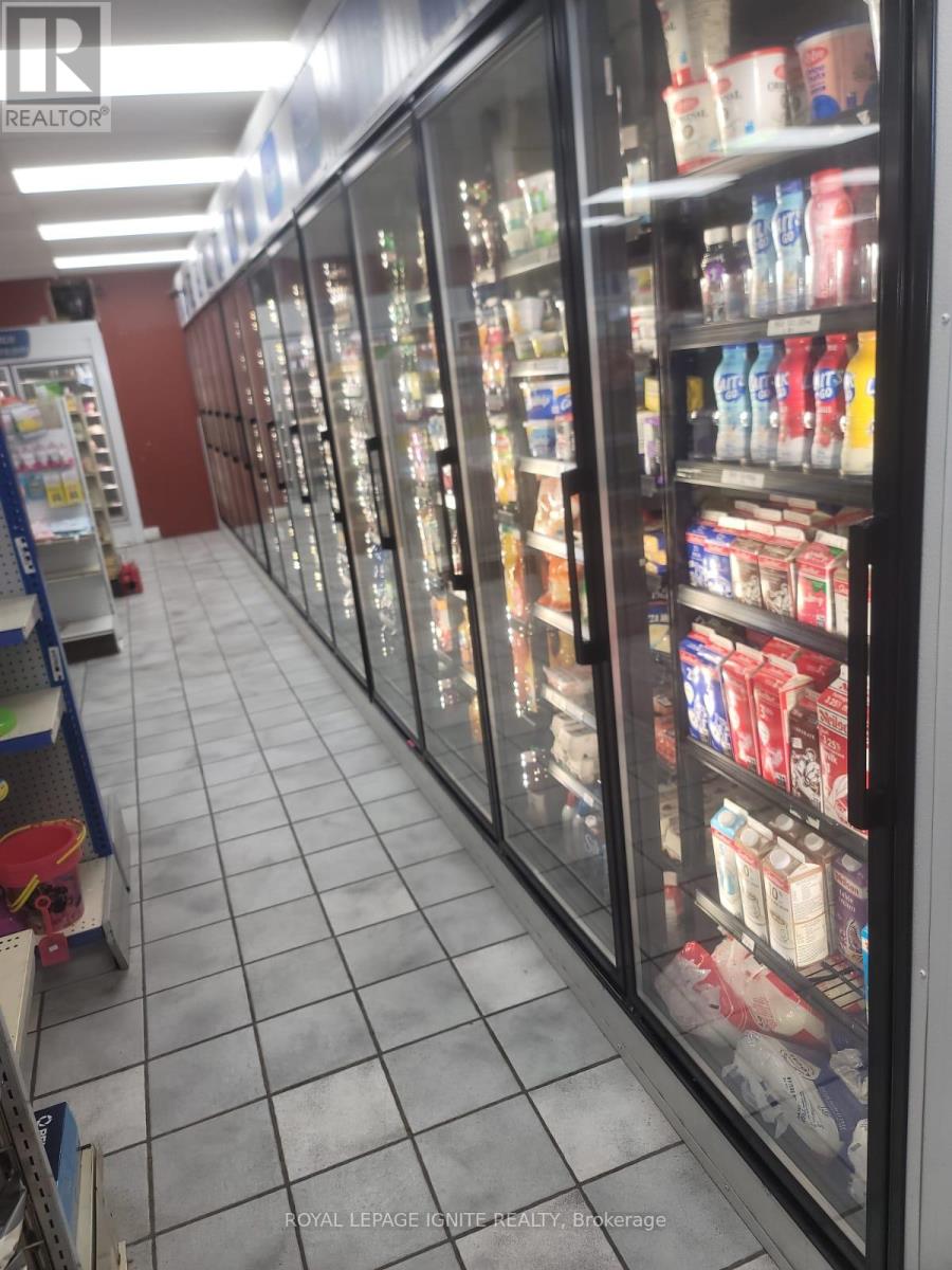 347 Erb Street W, Waterloo, Ontario  N2L 1W4 - Photo 7 - X12500618