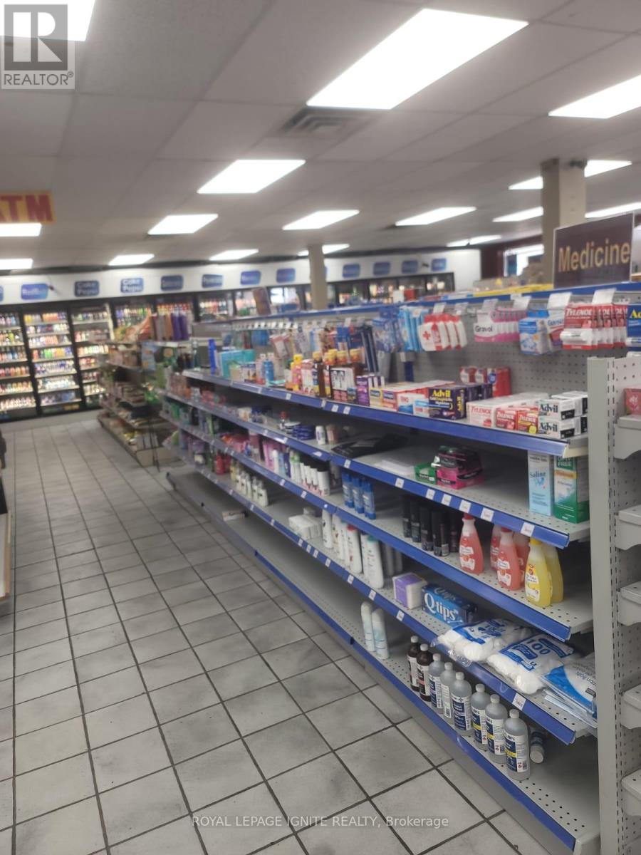 347 Erb Street W, Waterloo, Ontario  N2L 1W4 - Photo 9 - X12500618