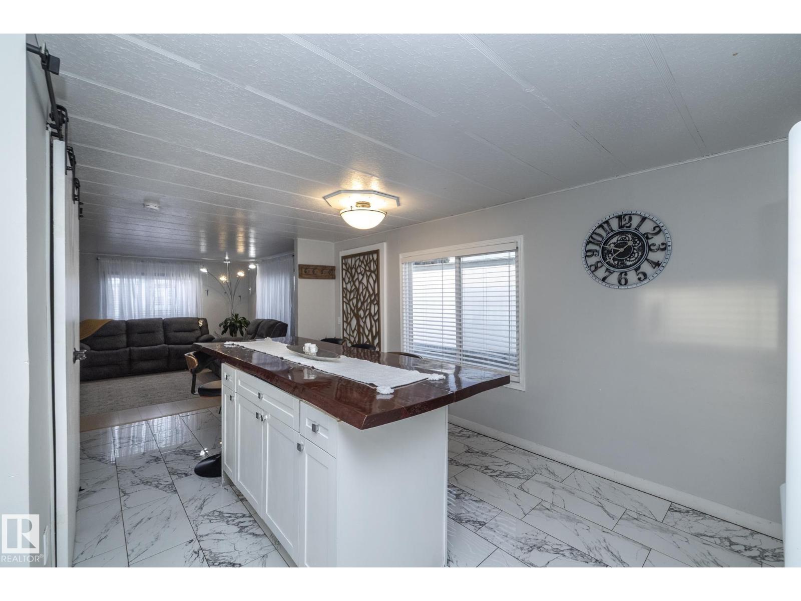 1011 West Mount Cr Nw, Edmonton, Alberta  T5S 1T6 - Photo 11 - E4464447