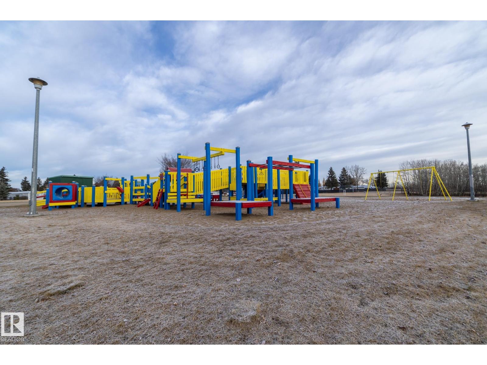 1011 West Mount Cr Nw, Edmonton, Alberta  T5S 1T6 - Photo 32 - E4464447