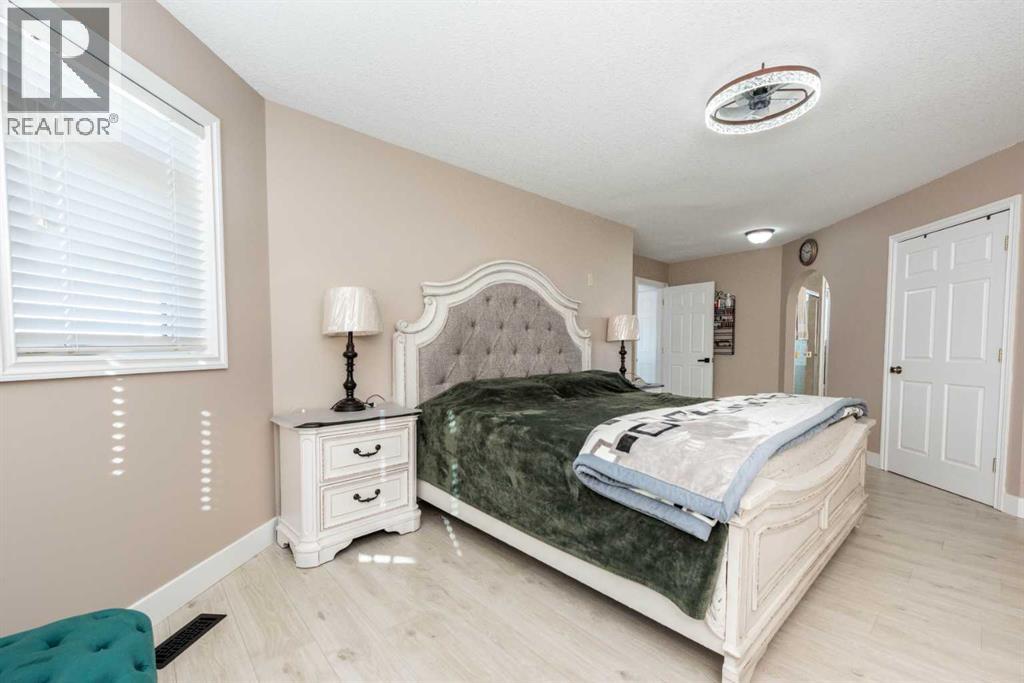 263140 Butte Hills Way, Rural Rocky View County, Alberta  T4A 0P6 - Photo 32 - A2268045