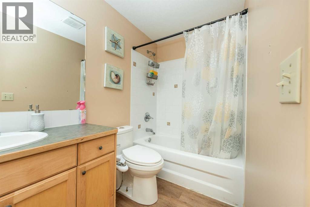 263140 Butte Hills Way, Rural Rocky View County, Alberta  T4A 0P6 - Photo 37 - A2268045