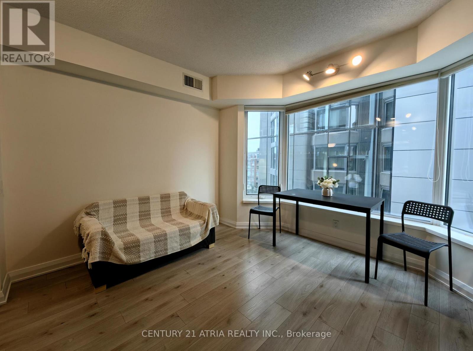 605 - 155 Yorkville Avenue, Toronto, Ontario  M5R 0B4 - Photo 11 - C12500672