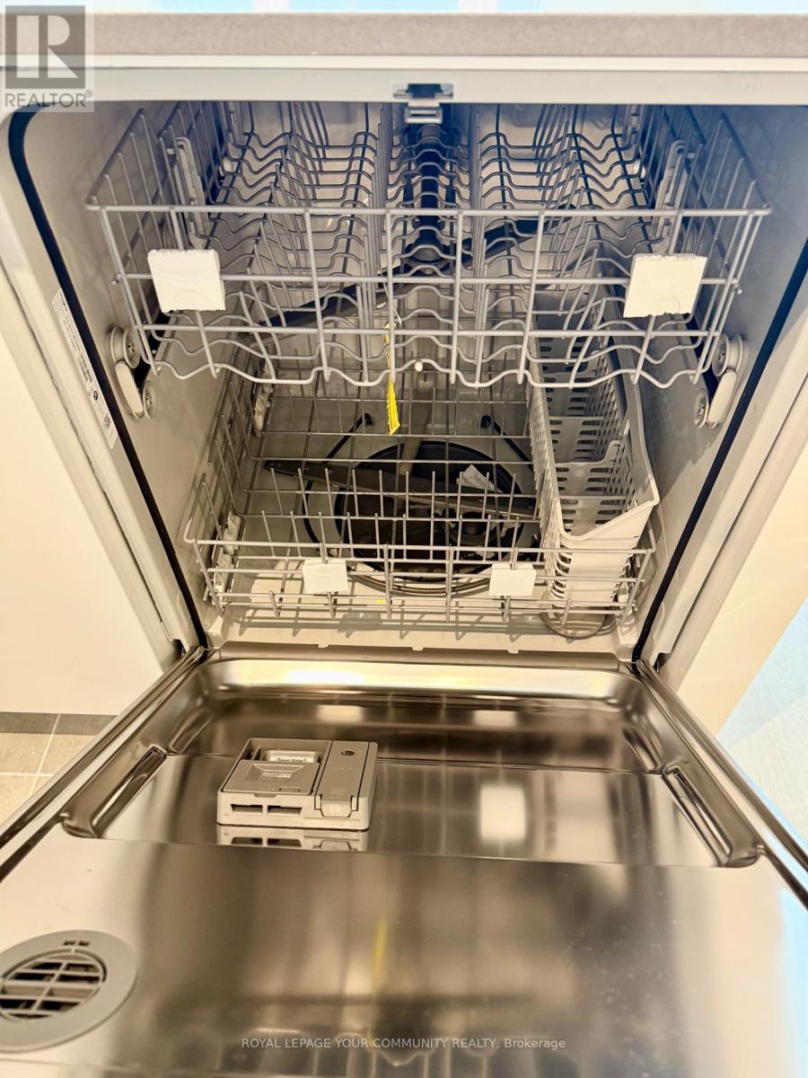 2525 - 3270 Sheppard Avenue E, Toronto, Ontario  M1T 3K3 - Photo 9 - E12500642