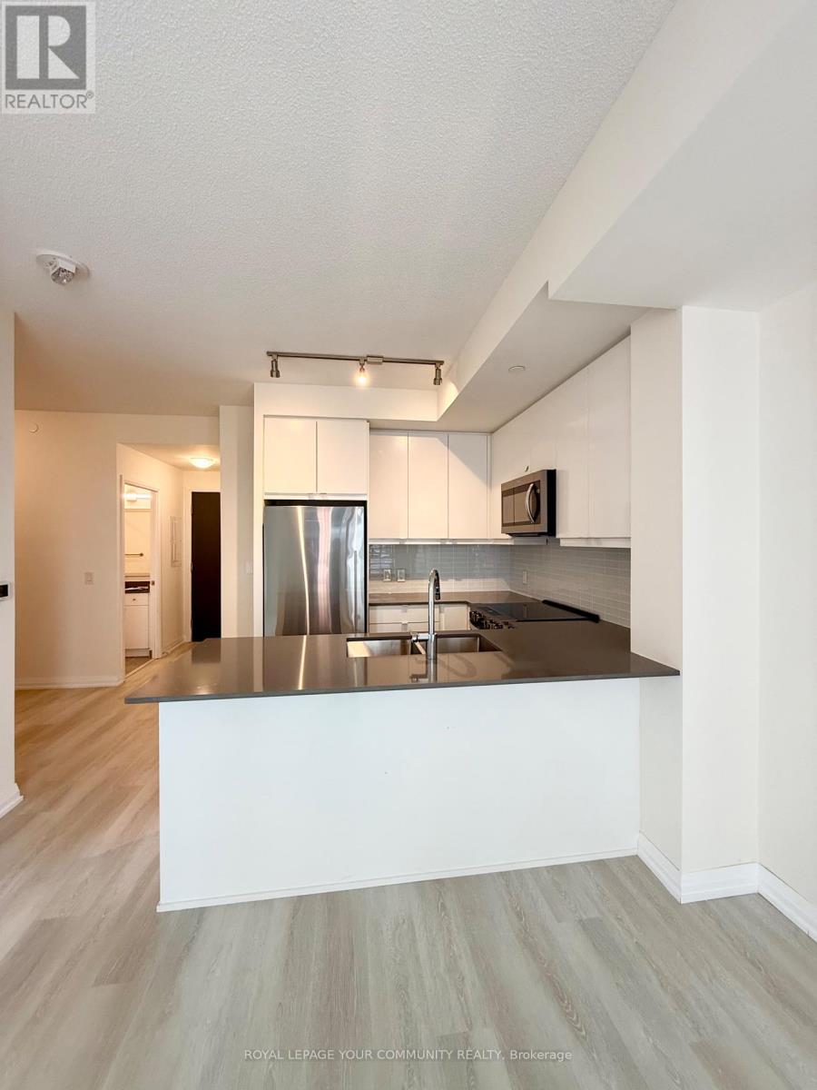 2525 - 3270 Sheppard Avenue E, Toronto, Ontario  M1T 3K3 - Photo 4 - E12500642