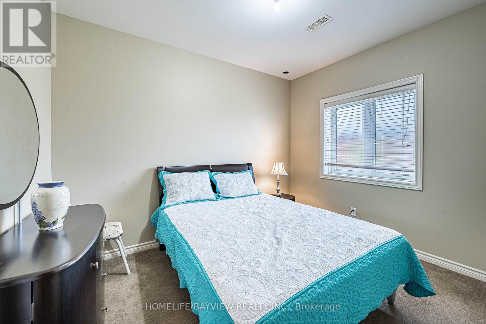 202 John Street W, Bradford West Gwillimbury (Bradford), Ontario  L3Z 1J5 - Photo 35 - N12500662