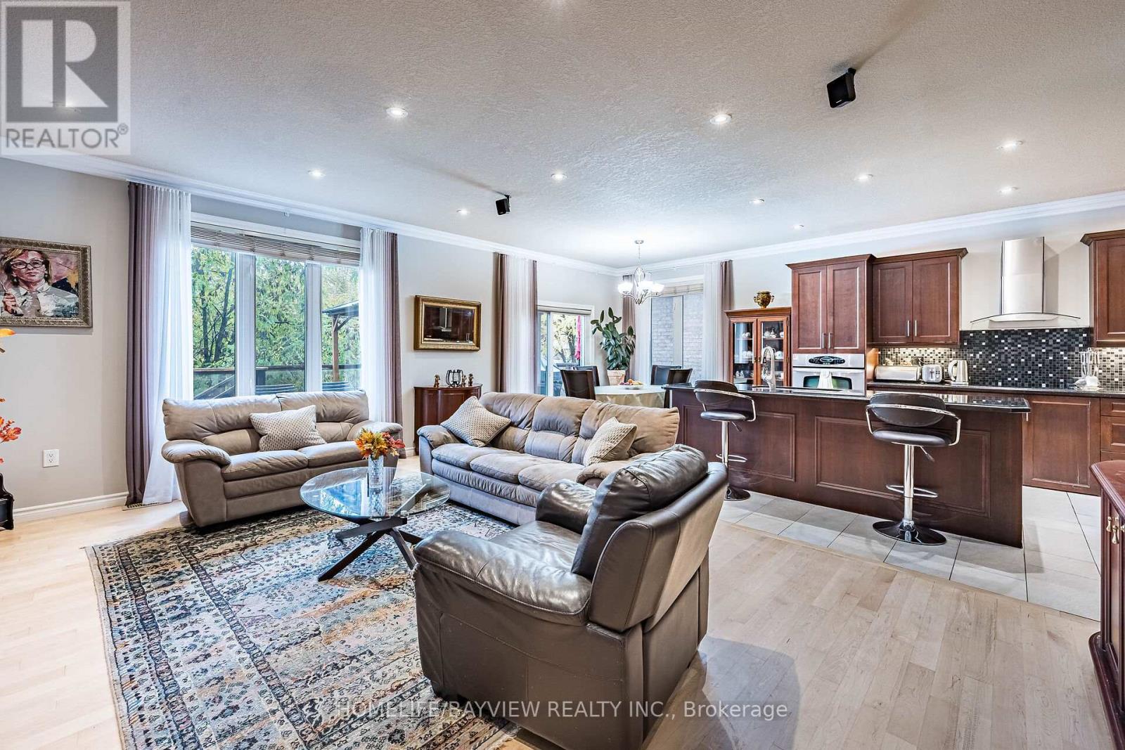 202 John Street W, Bradford West Gwillimbury (Bradford), Ontario  L3Z 1J5 - Photo 5 - N12500662