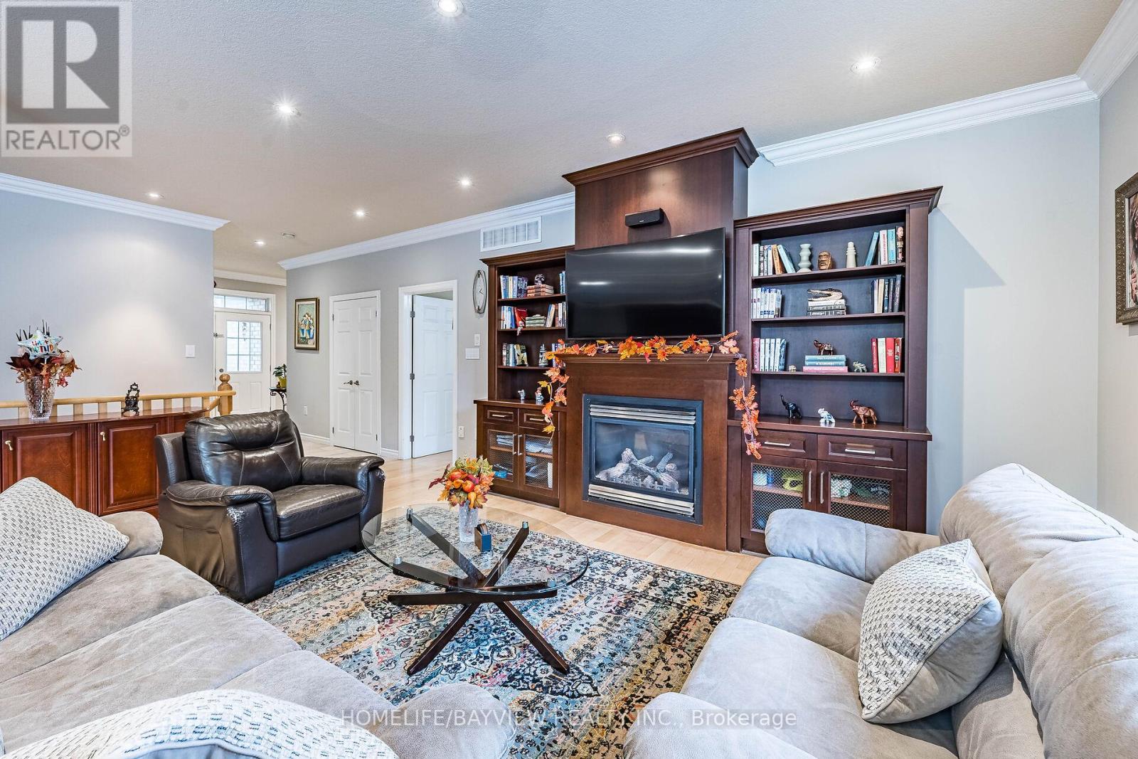 202 John Street W, Bradford West Gwillimbury (Bradford), Ontario  L3Z 1J5 - Photo 7 - N12500662