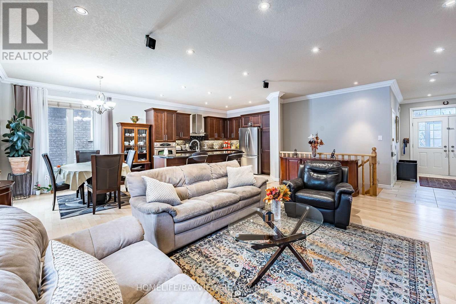 202 John Street W, Bradford West Gwillimbury (Bradford), Ontario  L3Z 1J5 - Photo 8 - N12500662