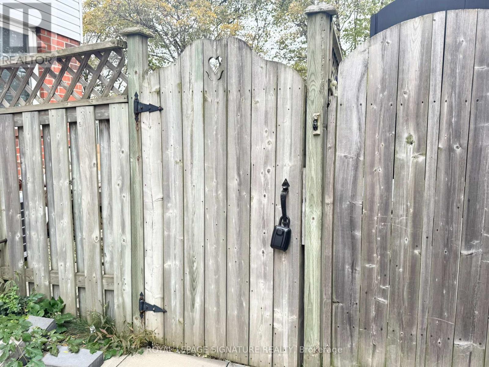 Upper - 13 South Well Place, Brampton, Ontario  L6E 4S8 - Photo 22 - W12500660