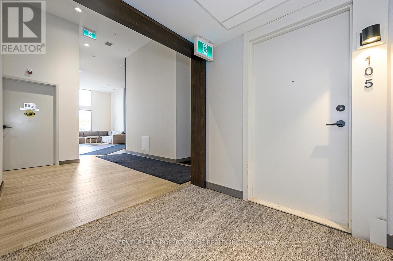 Th 105 - 8010 Derry Road W, Milton, Ontario  L9T 2X5 - Photo 3 - W12500670