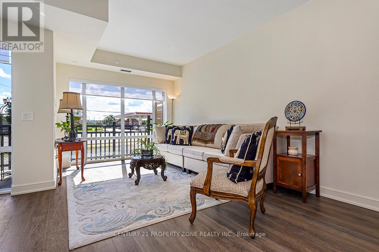 Th 105 - 8010 Derry Road W, Milton, Ontario  L9T 2X5 - Photo 6 - W12500670