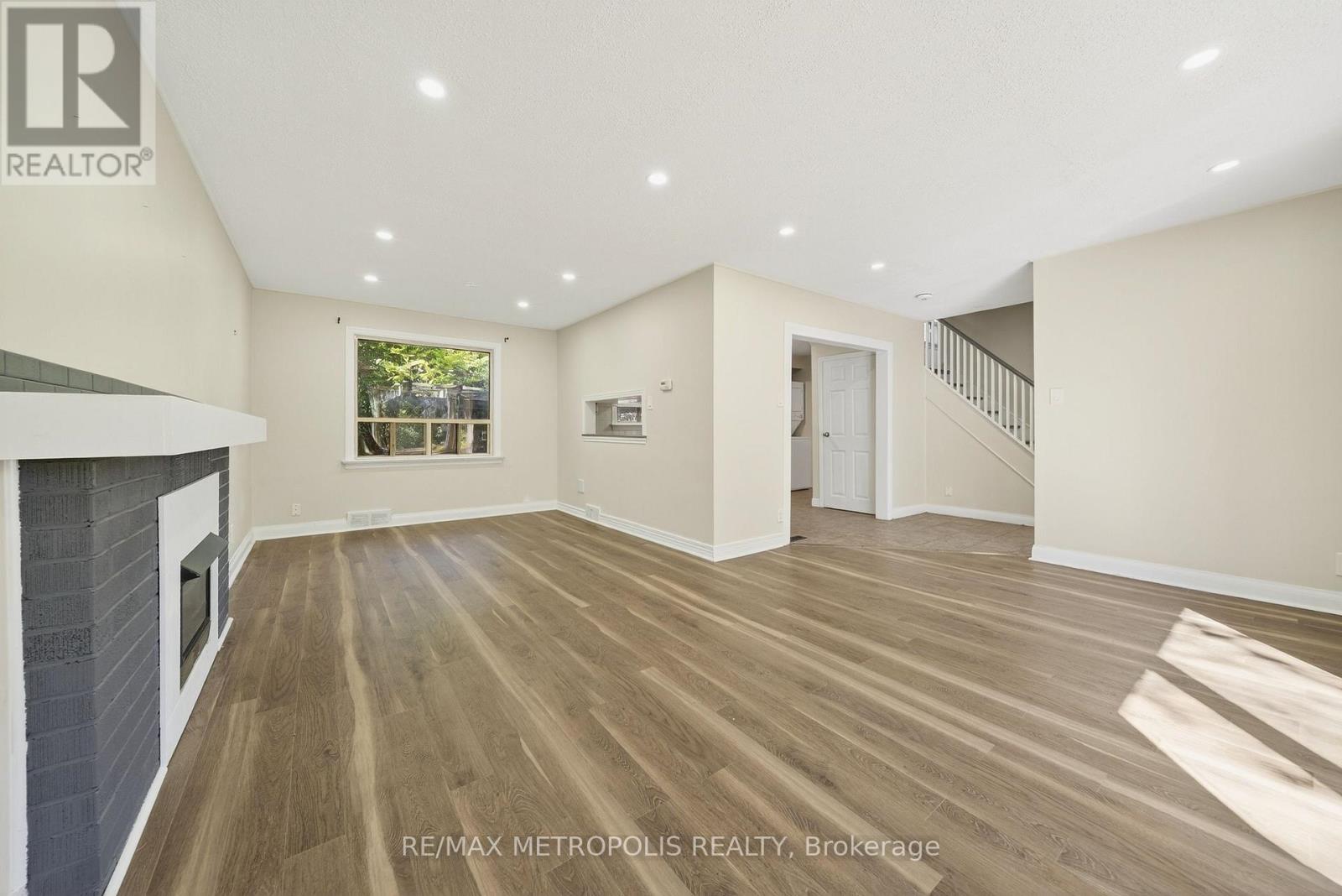 Main - 78 Harold Street, Brampton, Ontario  L6Y 1E4 - Photo 4 - W12500700