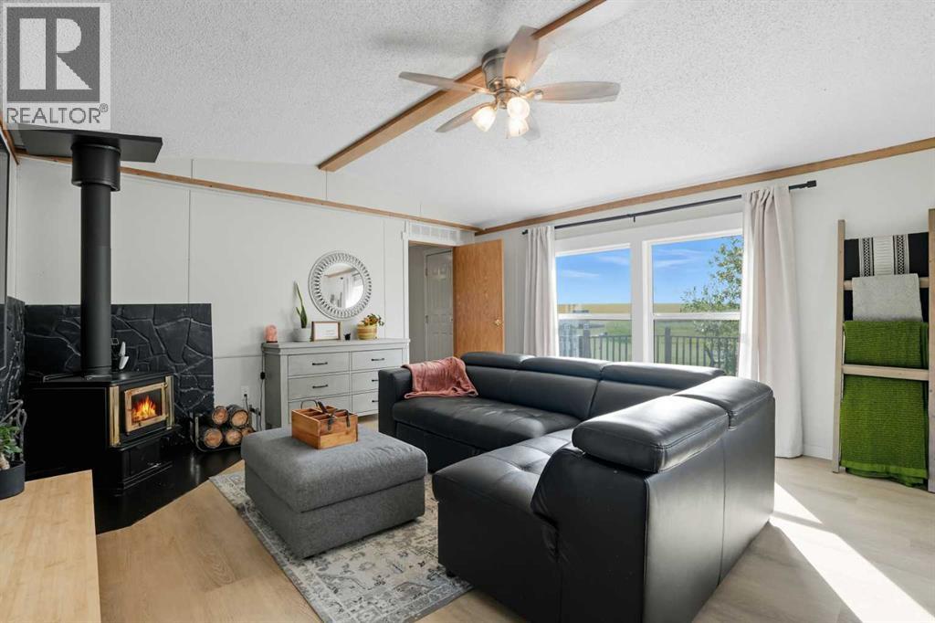 4041 Township Road 303, Rural Mountain View County, Alberta  T0M 0R0 - Photo 17 - A2262305