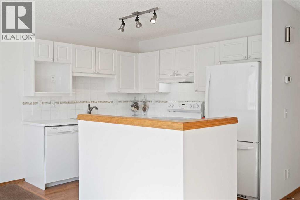 185 Mt Douglas Manor Se, Calgary, Alberta  T2Z 3C8 - Photo 11 - A2263822