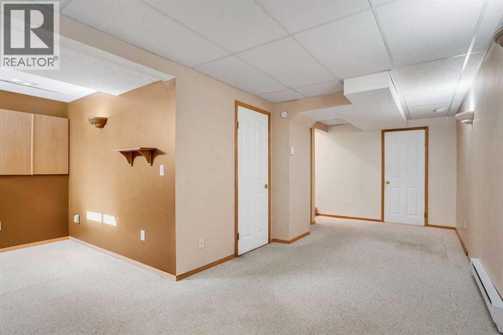 185 Mt Douglas Manor Se, Calgary, Alberta  T2Z 3C8 - Photo 23 - A2263822