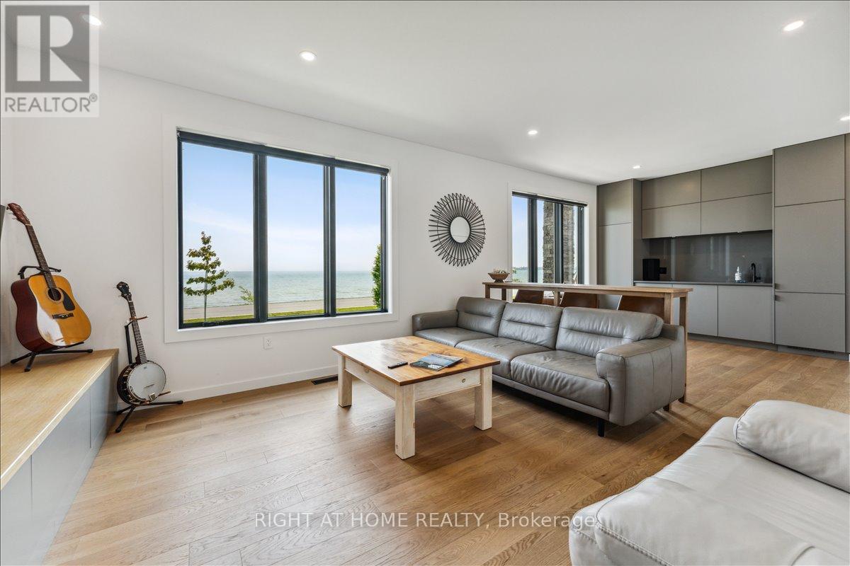 17 Bluewater Parkway, Haldimand, Ontario  N0A 1P0 - Photo 13 - X12500664