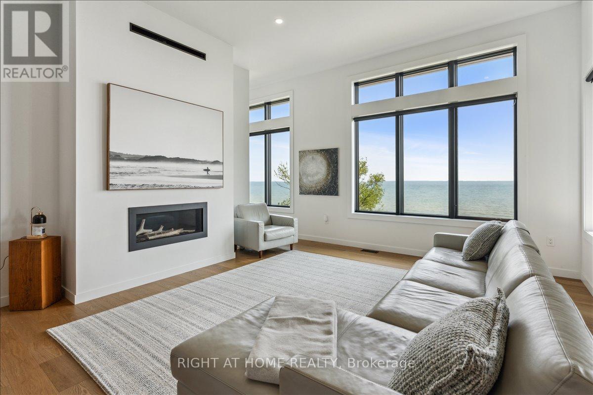 17 Bluewater Parkway, Haldimand, Ontario  N0A 1P0 - Photo 21 - X12500664