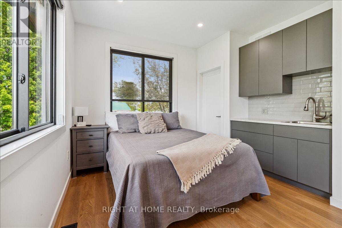 17 Bluewater Parkway, Haldimand, Ontario  N0A 1P0 - Photo 36 - X12500664