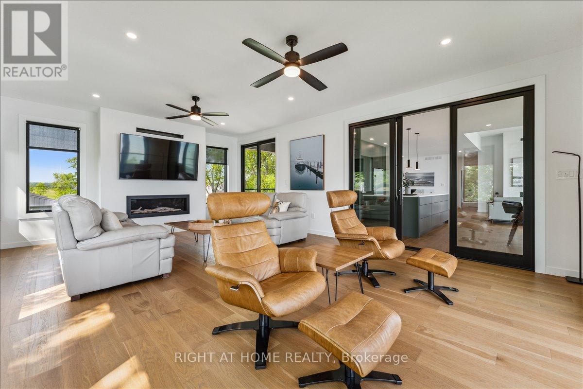 17 Bluewater Parkway, Haldimand, Ontario  N0A 1P0 - Photo 39 - X12500664