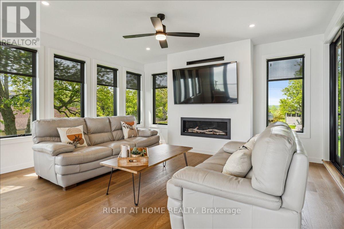 17 Bluewater Parkway, Haldimand, Ontario  N0A 1P0 - Photo 40 - X12500664