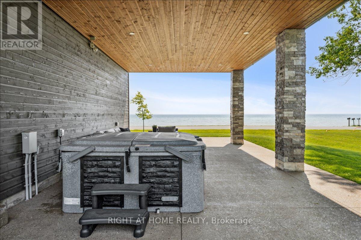 17 Bluewater Parkway, Haldimand, Ontario  N0A 1P0 - Photo 47 - X12500664