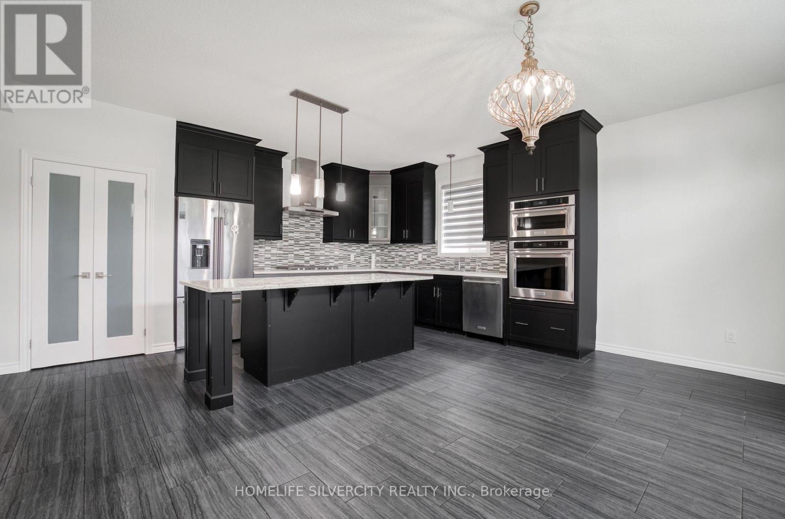 13 Hartfield Street, Ingersoll, Ontario  N5C 0C5 - Photo 11 - X12500686