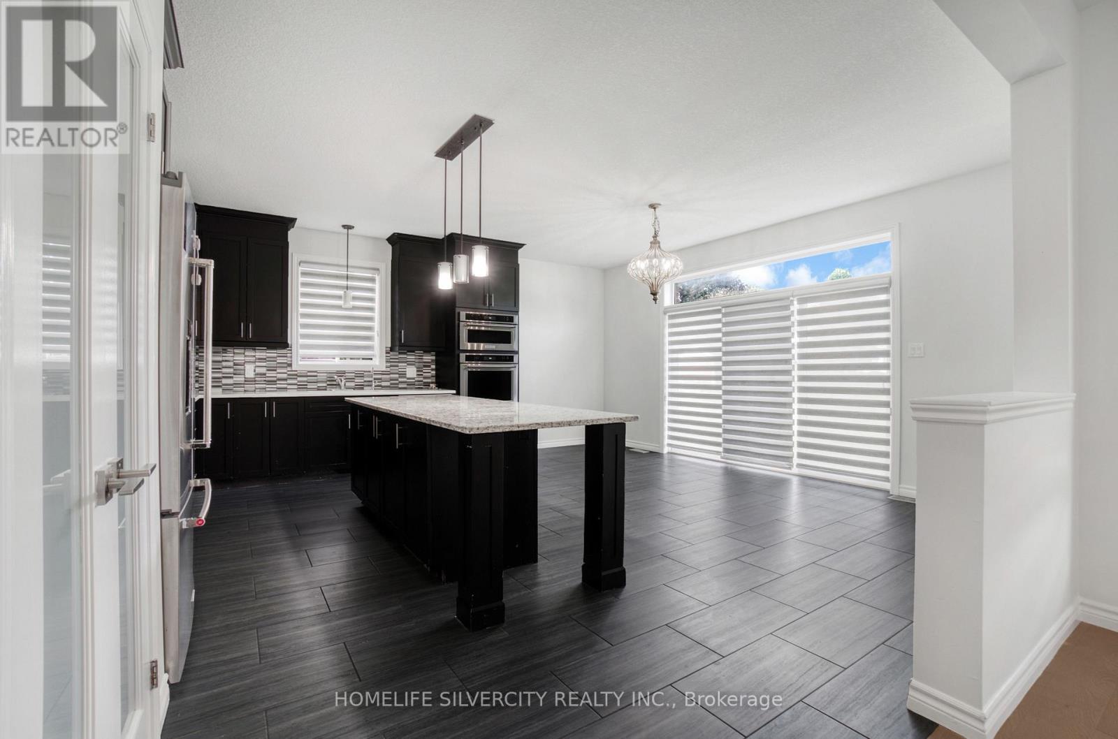 13 Hartfield Street, Ingersoll, Ontario  N5C 0C5 - Photo 13 - X12500686