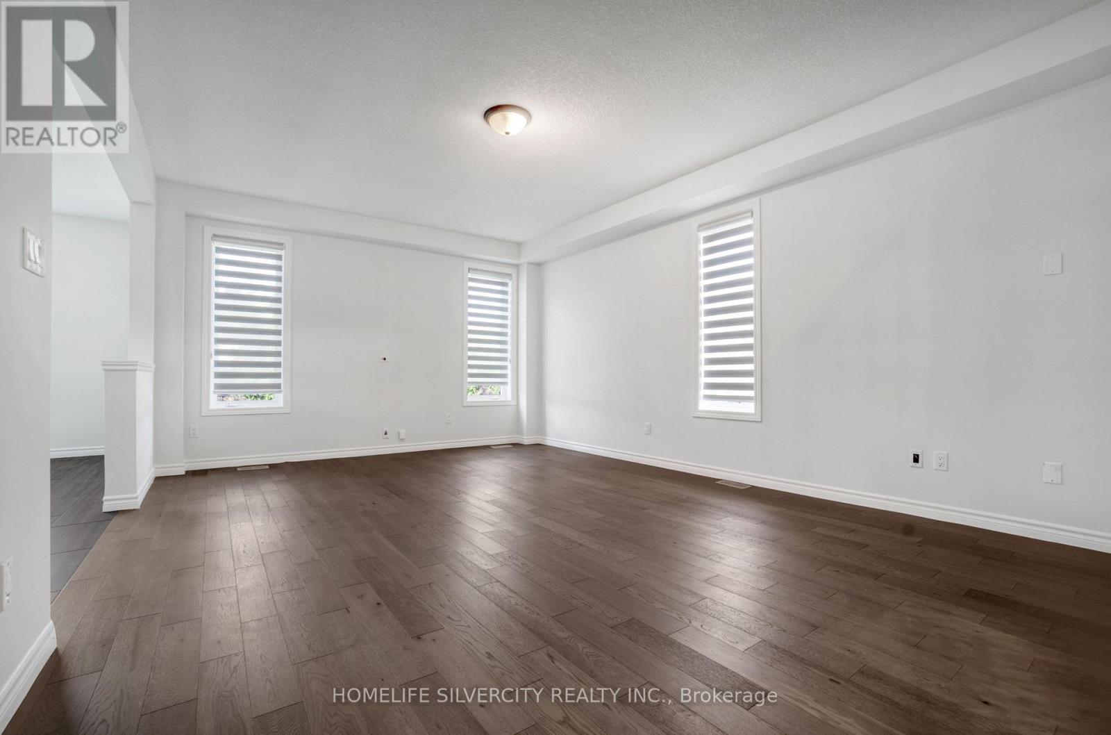 13 Hartfield Street, Ingersoll, Ontario  N5C 0C5 - Photo 8 - X12500686