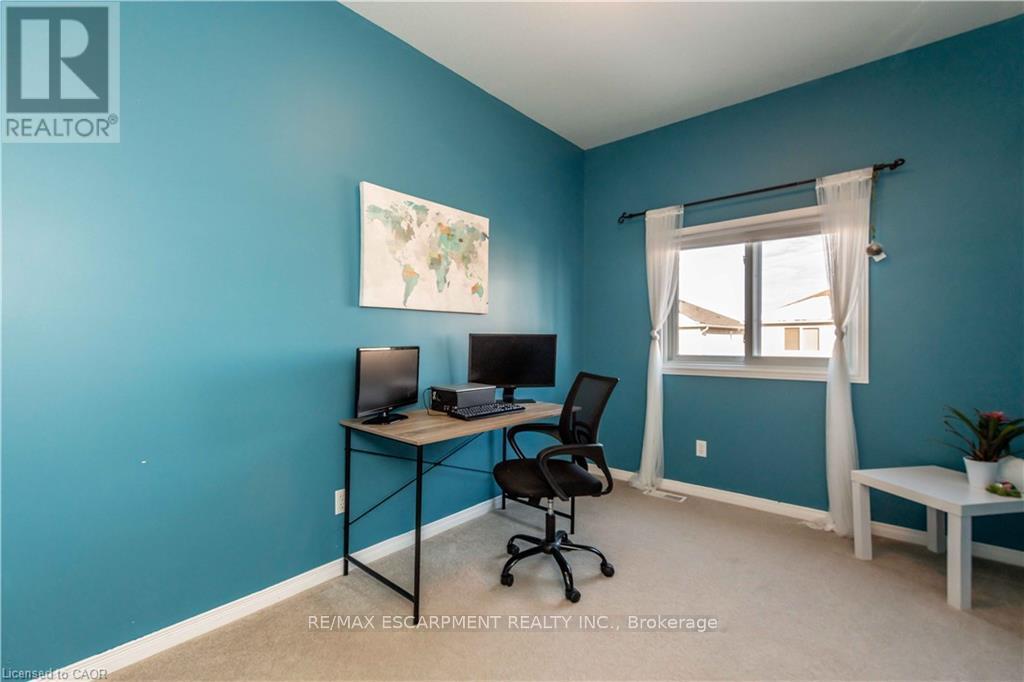 136 Donnenwerth Drive, Kitchener, Ontario  N2E 4C8 - Photo 20 - X12500696