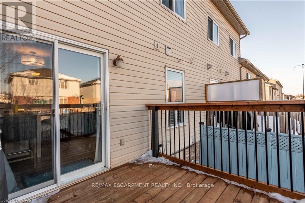 136 Donnenwerth Drive, Kitchener, Ontario  N2E 4C8 - Photo 31 - X12500696