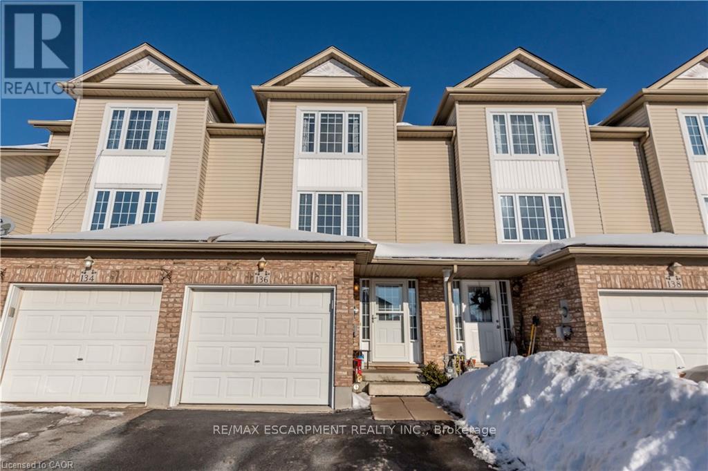 136 Donnenwerth Drive, Kitchener, Ontario  N2E 4C8 - Photo 37 - X12500696