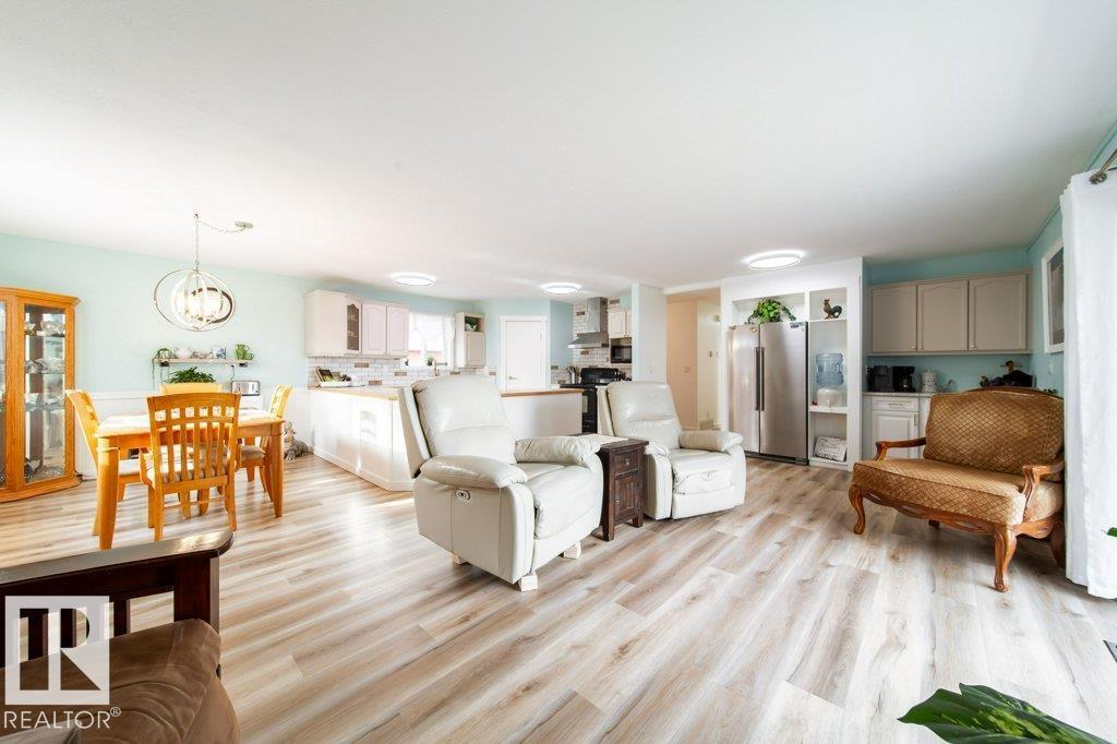 118 2 St W, Rural Wetaskiwin County, Alberta  T0C 0A0 - Photo 11 - E4464448