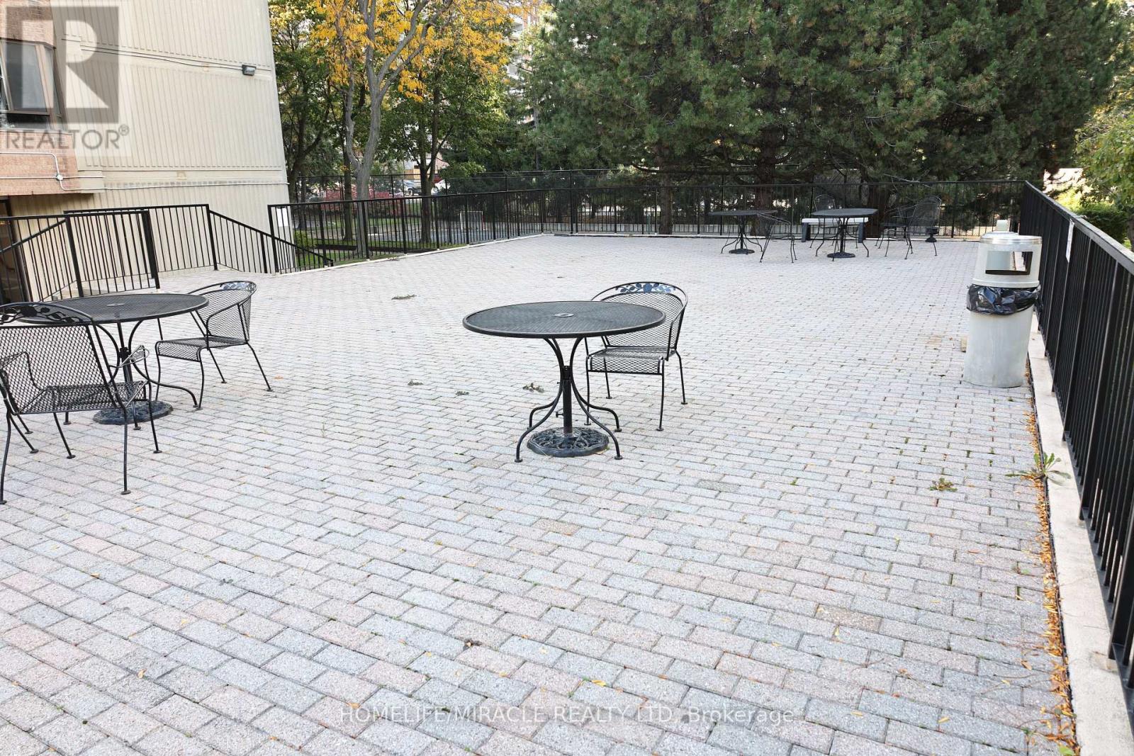 1404 - 5 Lisa Street, Brampton, Ontario  L6T 4T4 - Photo 34 - W12495668