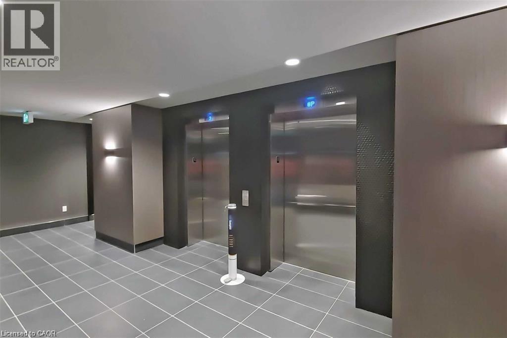 95 Dundas Street W Unit# 202, Oakville, Ontario  L6M 5N4 - Photo 4 - 40784972