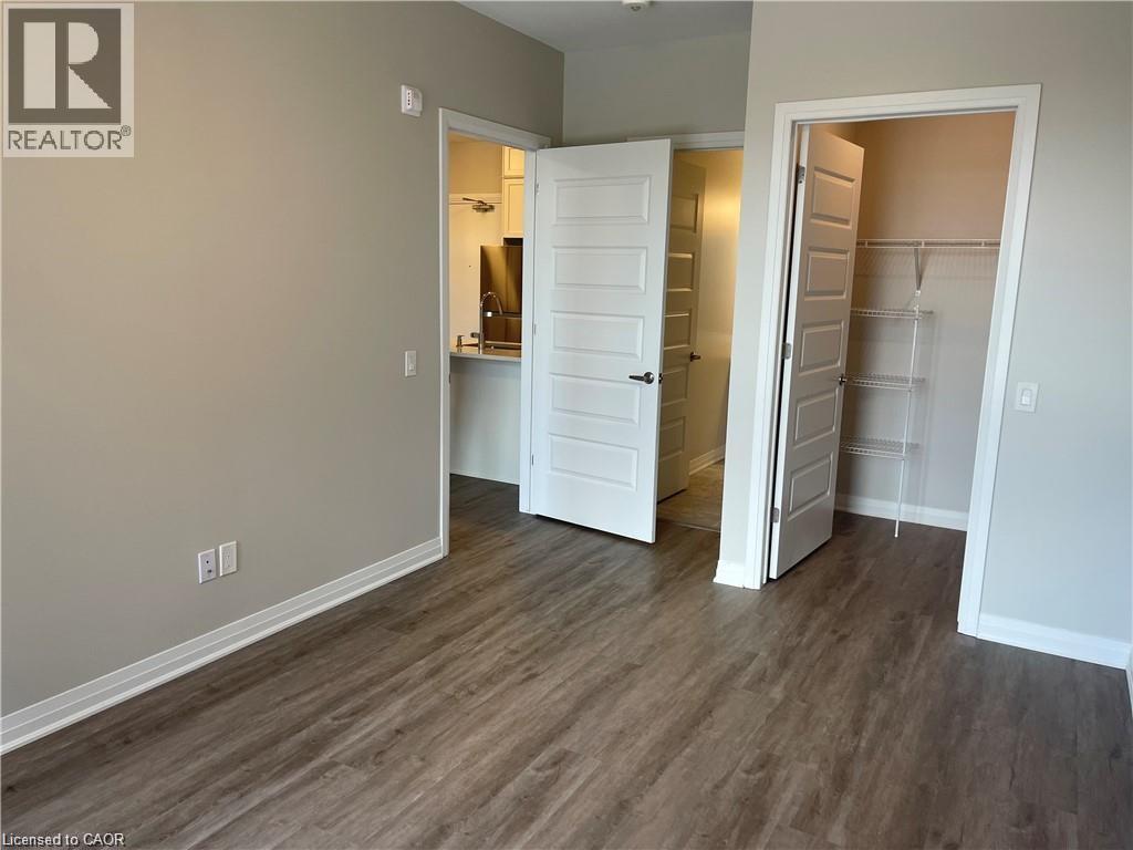 95 Dundas Street W Unit# 202, Oakville, Ontario  L6M 5N4 - Photo 8 - 40784972