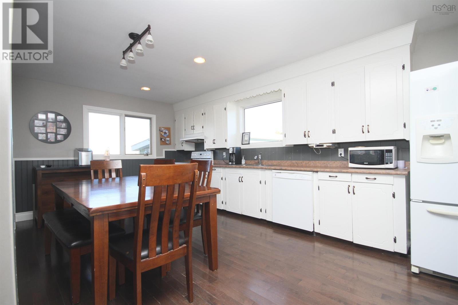 125 Grandique Ferry Road, Louisdale, Nova Scotia  B0E 1V0 - Photo 12 - 202525111