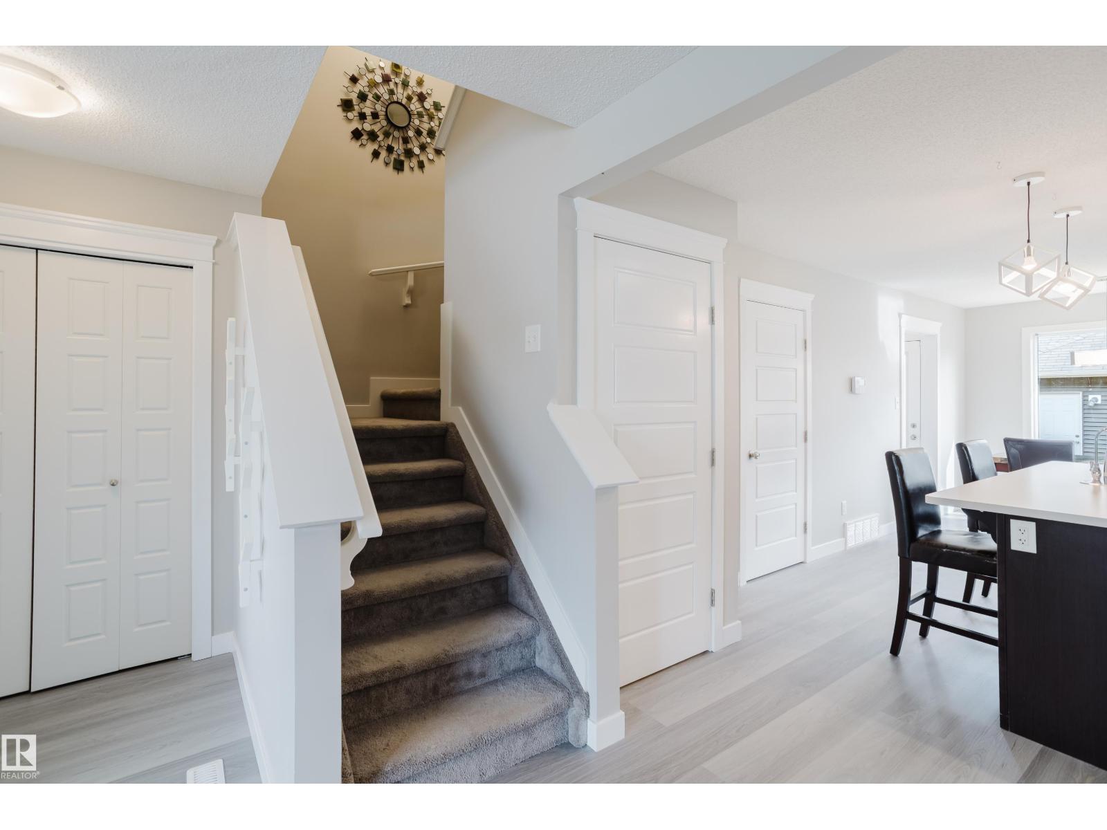 287 Desrochers Bv Sw, Edmonton, Alberta  T6W 3H9 - Photo 11 - E4460575